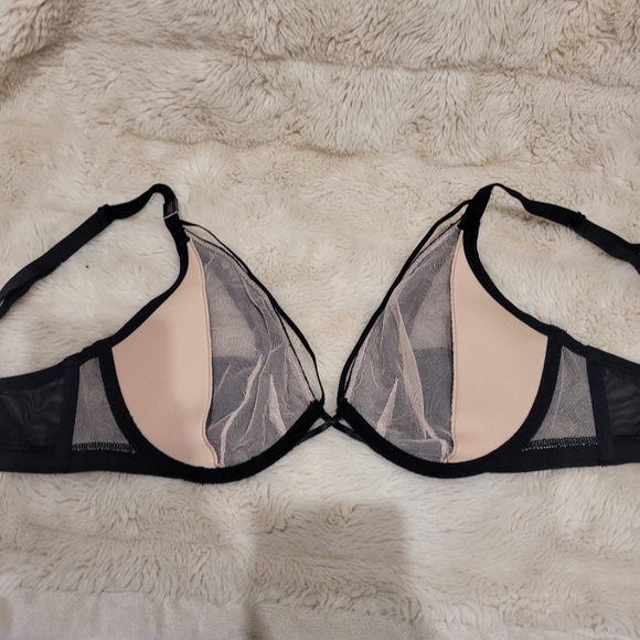 🍒NWT🍒 VS VERY SEXY UNLINED PLUNGE STRAPPY BRA - Picture 5 of 8